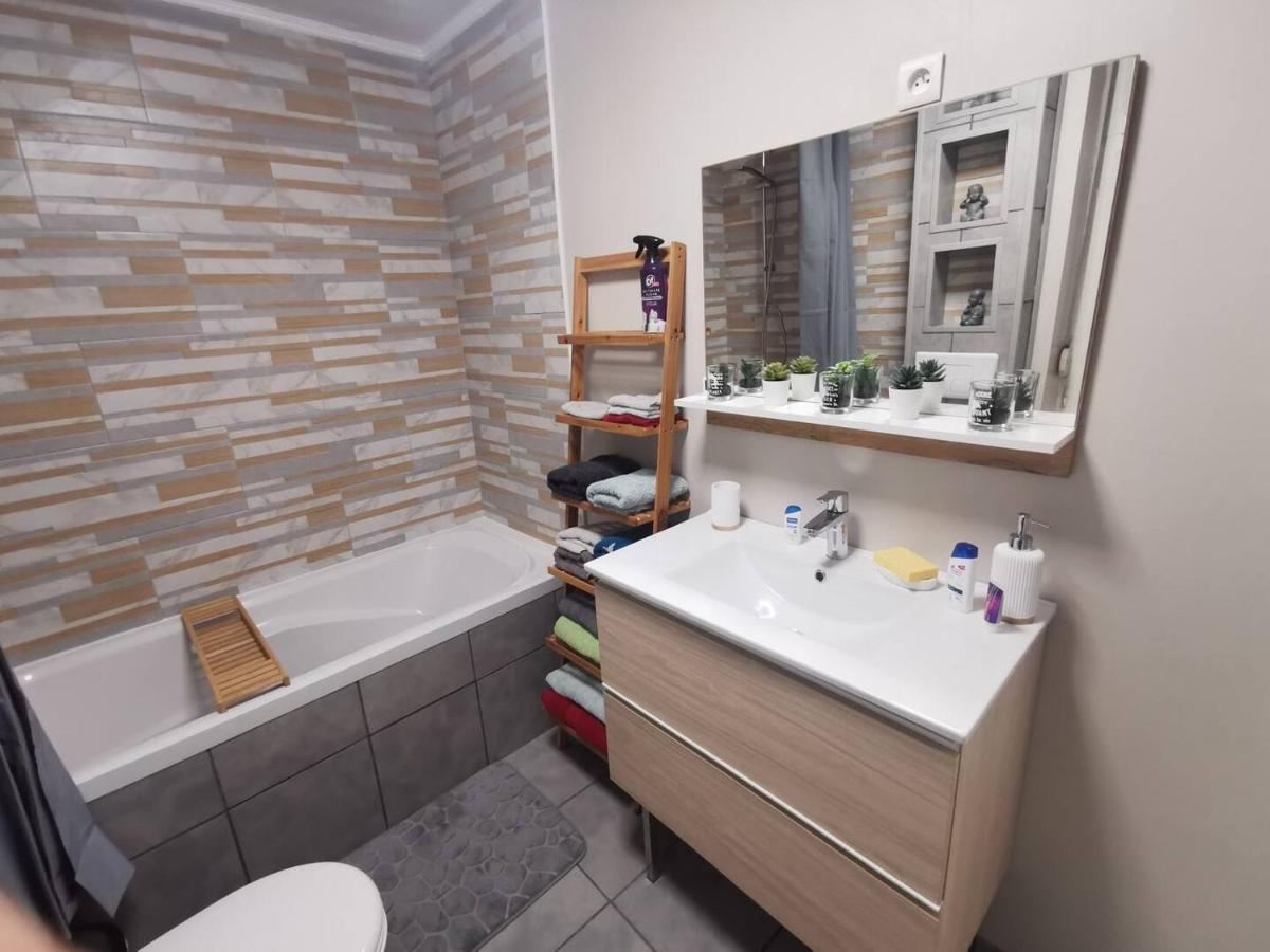 L'Aiscal Appart-Hotel 6 Personnes Calais Exteriér fotografie